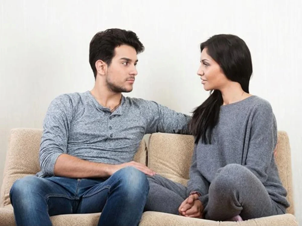 Tôi nhắc đến tuổi tác, anh bảo giờ nhiều người hơn 40 tuổi vẫn sinh bình thường