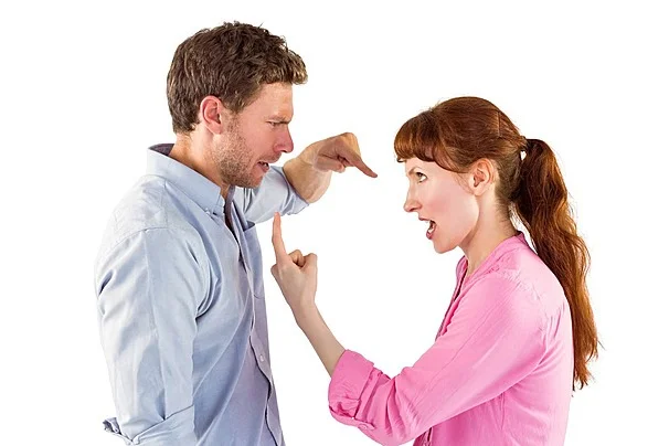 Những ngày nghỉ ông chở tôi đi khắp mọi chốn nội ngoại ô thành phố bằng chiếc xe đạp cà tàng